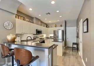 Photo #1: 6582300 Listing 