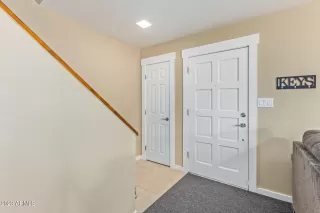 Photo #2: 6582467 Listing