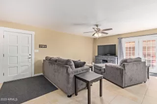 Photo #3: 6582467 Listing