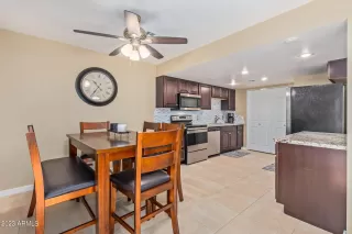 Photo #6: 6582467 Listing