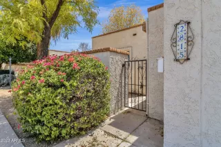 Photo #5: 6582547 Listing