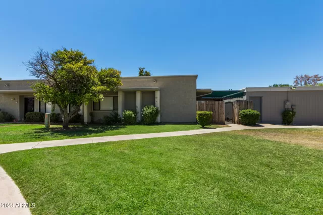 MLS: 6582621 Condo For Sale