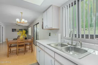 Photo #6: 6582659 Listing