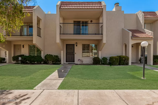 MLS: 6582829 Condo For Sale