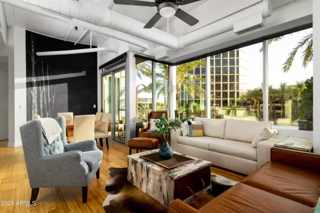 MLS: 6582938 Condo For Sale