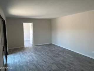 Photo #2: 6582949 Listing