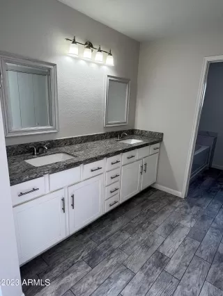 Photo #5: 6582949 Listing