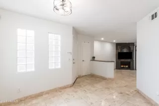 Photo #6: 6582952 Listing 