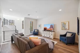 Photo #4: 6583011 Listing