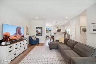 Photo #5: 6583011 Listing