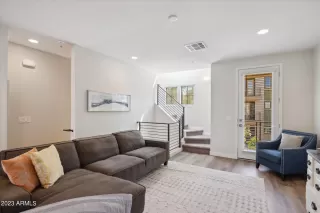 Photo #6: 6583011 Listing