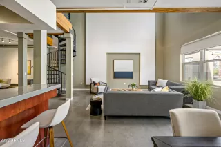 Photo #4: 6583101 Listing