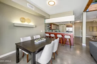 Photo #5: 6583101 Listing