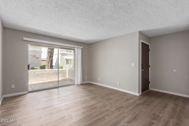 MLS: 6583150 Condo For Sale