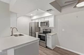 Photo #5: 6583150 Listing