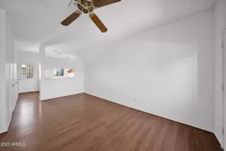 Photo #6: 6583219 Listing