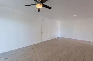 Photo #4: 6583233 Listing