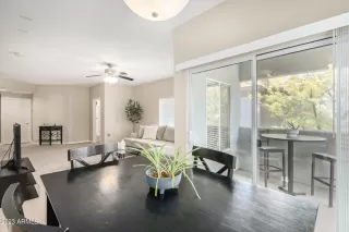 Photo #6: 6583280 Listing 