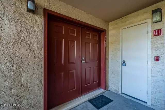 MLS: 6583541 Condo For Sale