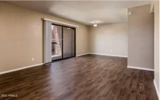 Photo #4: 6583762 Listing