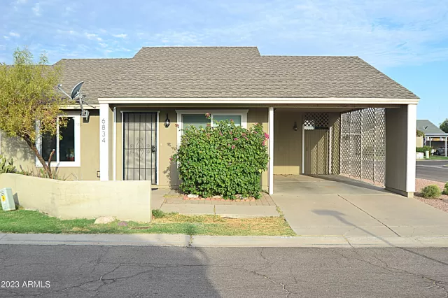 MLS: 6583883 Condo For Sale