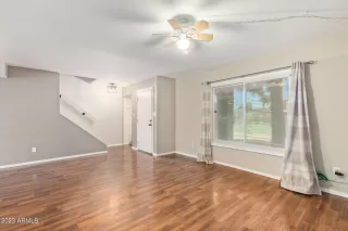 Photo #5: 6583934 Listing