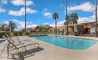 Photo #4: 6583959 Listing