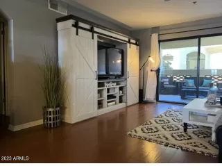 Photo #2: 6583976 Listing 