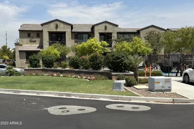 MLS: 6584099 Condo For Sale