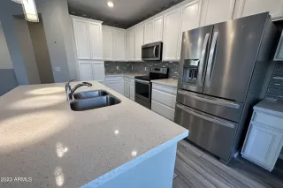 Photo #6: 6584099 Listing 