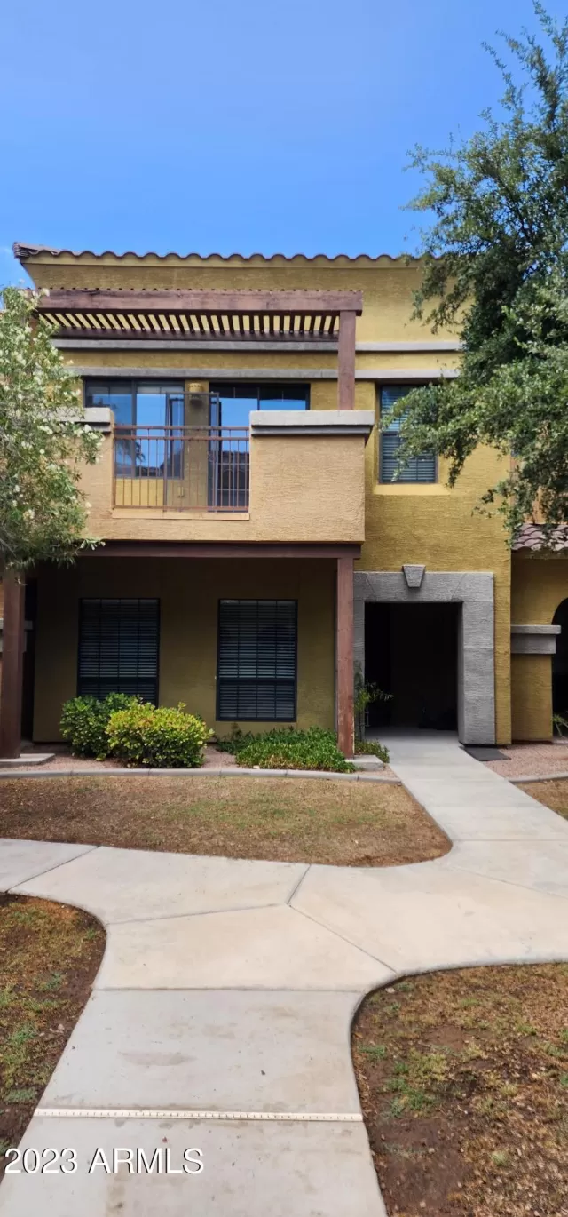 MLS: 6584148 Condo For Sale