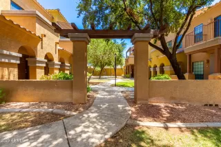 Photo #2: 6584148 Listing