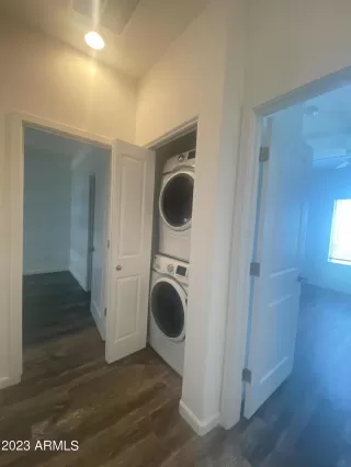 Photo #4: 6584584 Listing