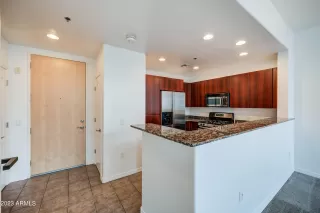 Photo #2: 6584595 Listing