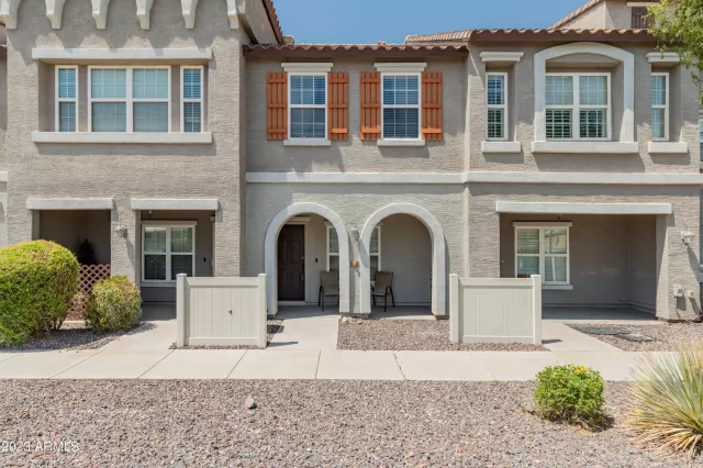 MLS: 6584871 Condo For Sale