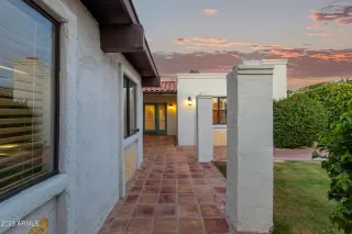 Photo #6: 6584944 Listing