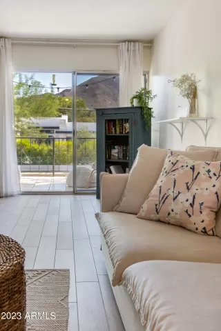 Photo #1: 6585003 Listing