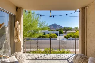 Photo #2: 6585003 Listing