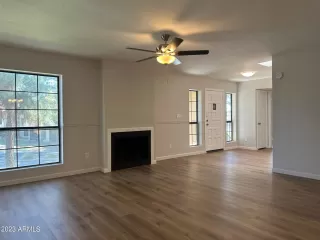 Photo #3: 6585035 Listing