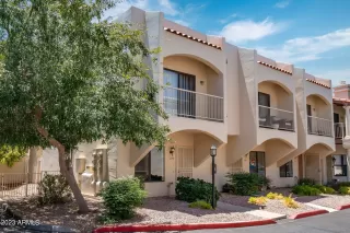 Photo #2: 6585056 Listing 