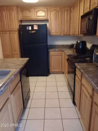 Photo #5: 6585090 Listing 