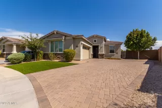 More Details about MLS # 6585111 : 14551 W PASADENA AVENUE
