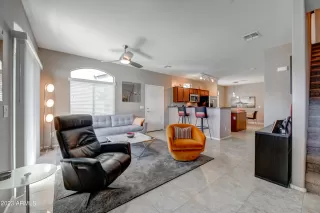 Photo #6: 6585164 Listing