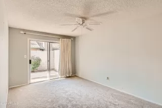 Photo #4: 6585194 Listing