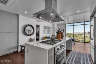 Photo #2: 6585199 Listing