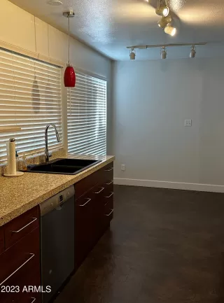 Photo #2: 6585328 Listing