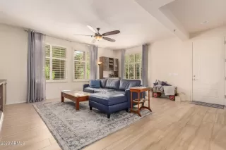 Photo #3: 6585357 Listing