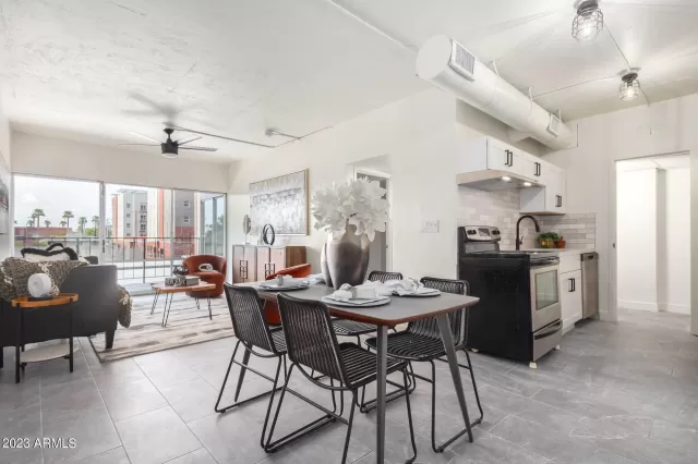 MLS: 6585489 Condo For Sale