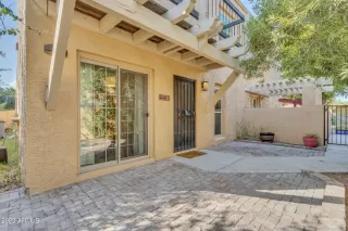 Photo #6: 6585515 Listing 