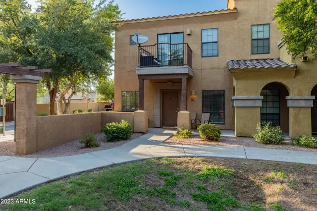 MLS: 6585600 Condo For Sale